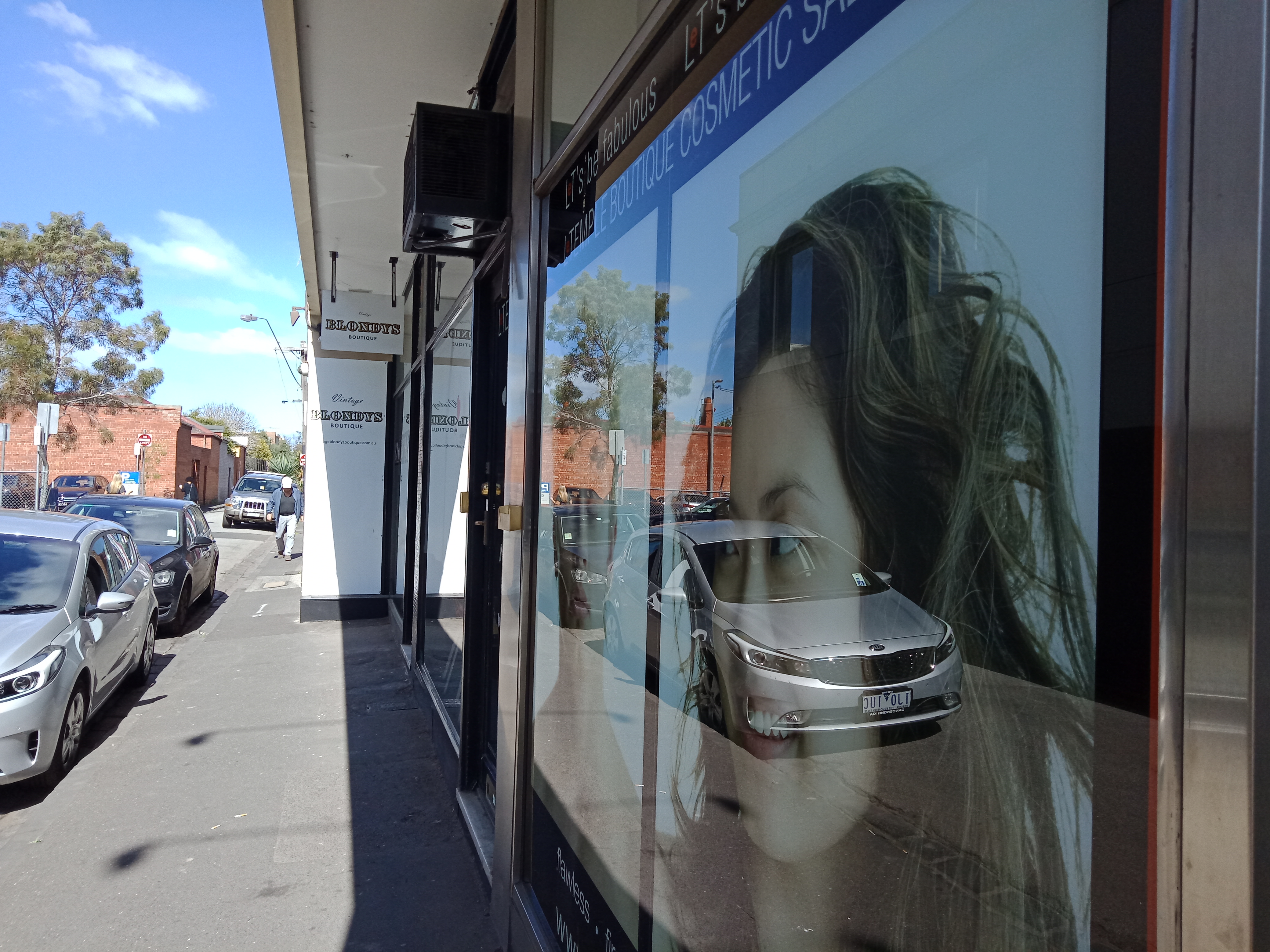 Le Temple Boutique Cosmetic Salon image 2