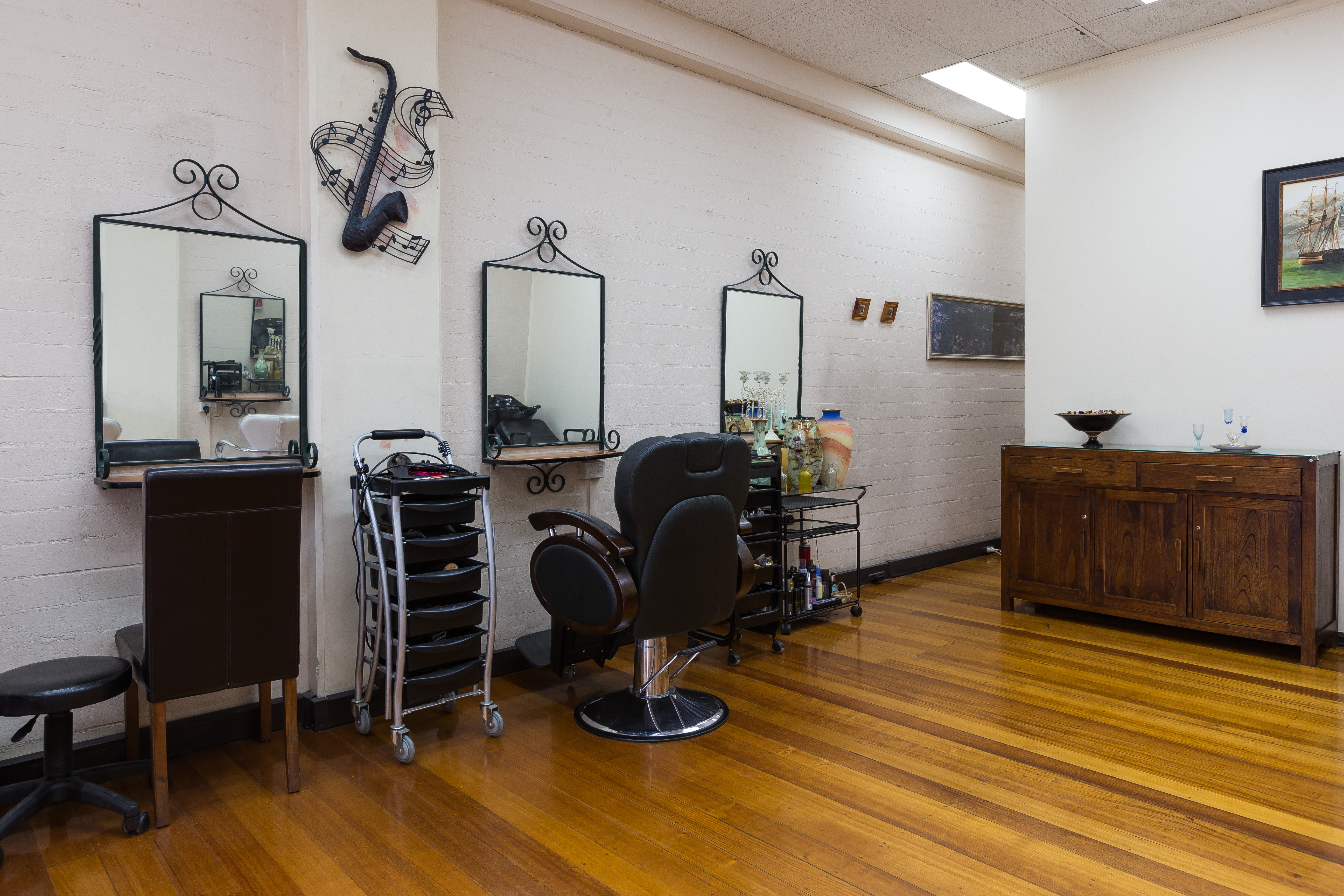 Zingara Hair and Beauty  image 5