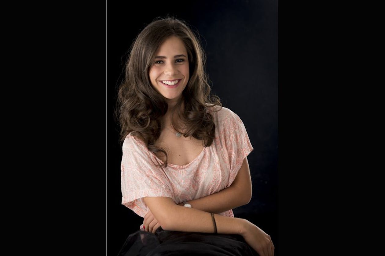 Living Glamour Makeup Studio image 10