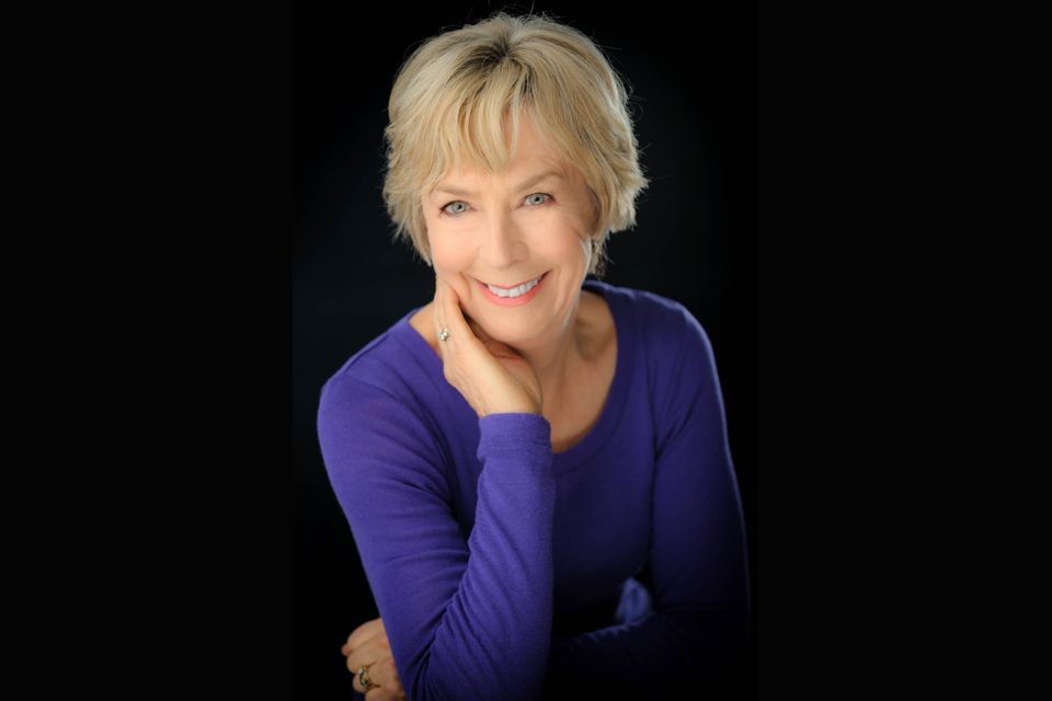 Living Glamour Makeup Studio image 9