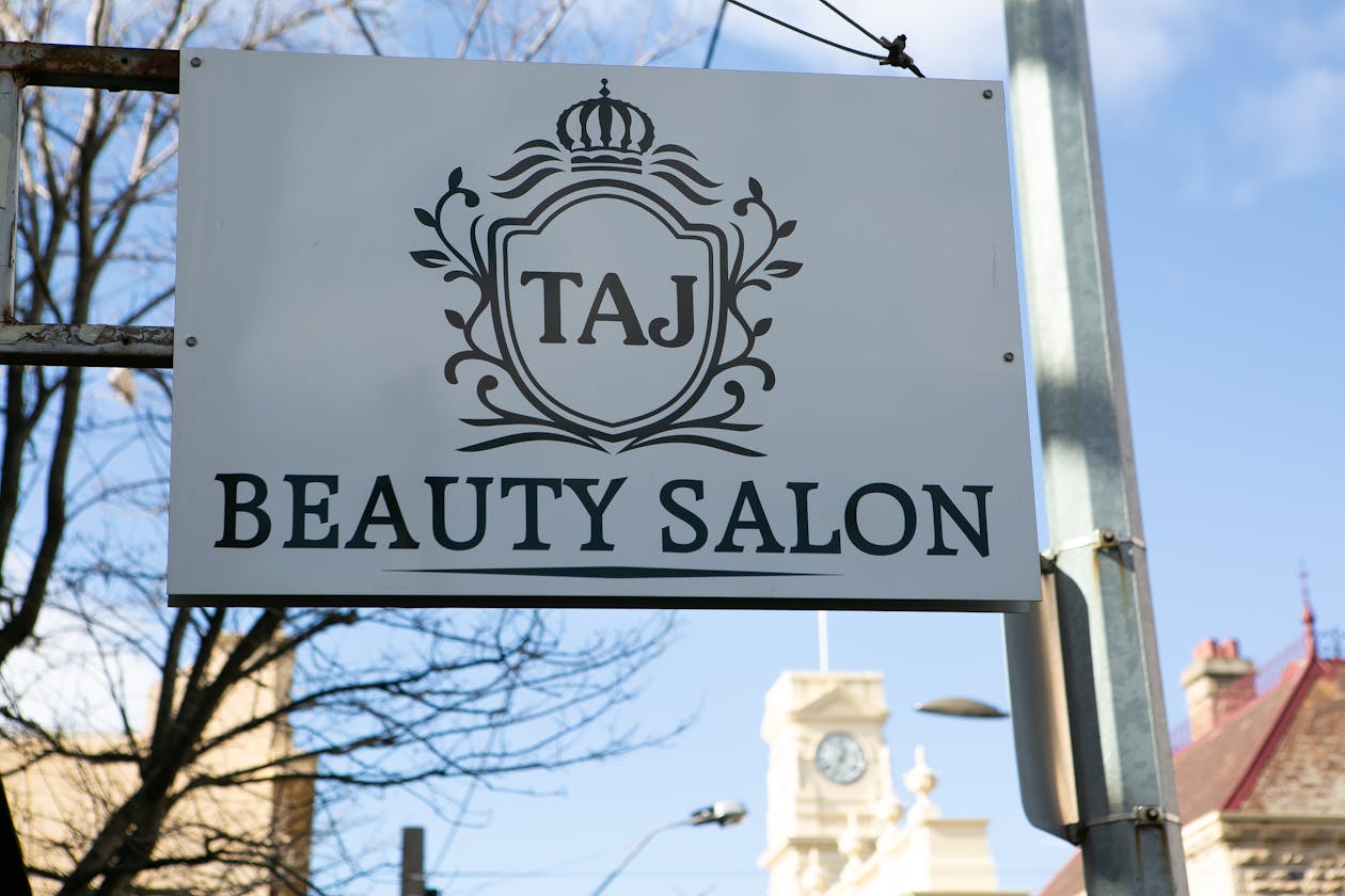 Taj Beauty Salon image 12