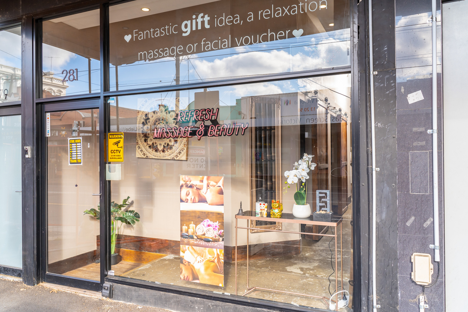 Refresh Massage&Beauty image 18