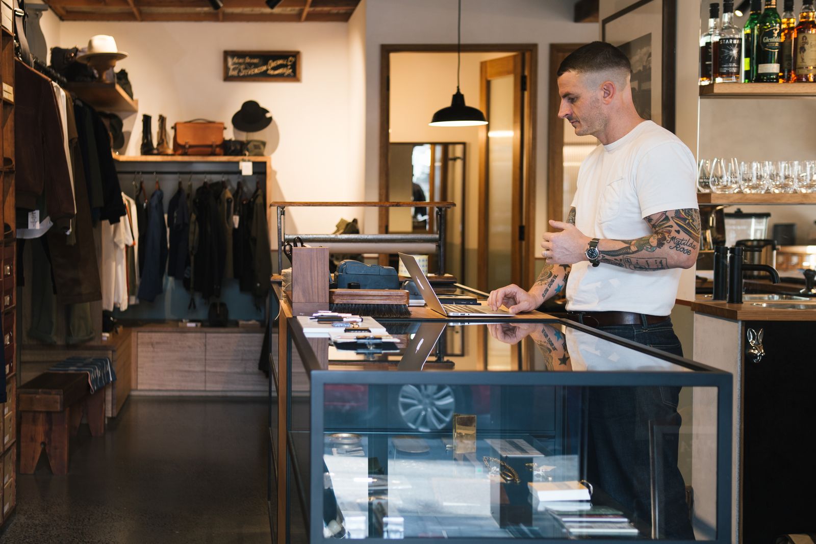 Bombshell Brows image 2