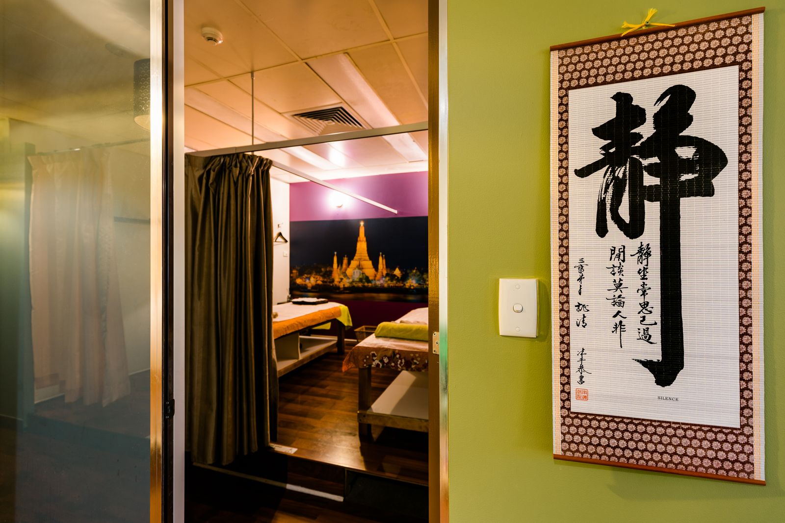 Traditional Massage & Acupuncture Chatswood Massage Bookwell