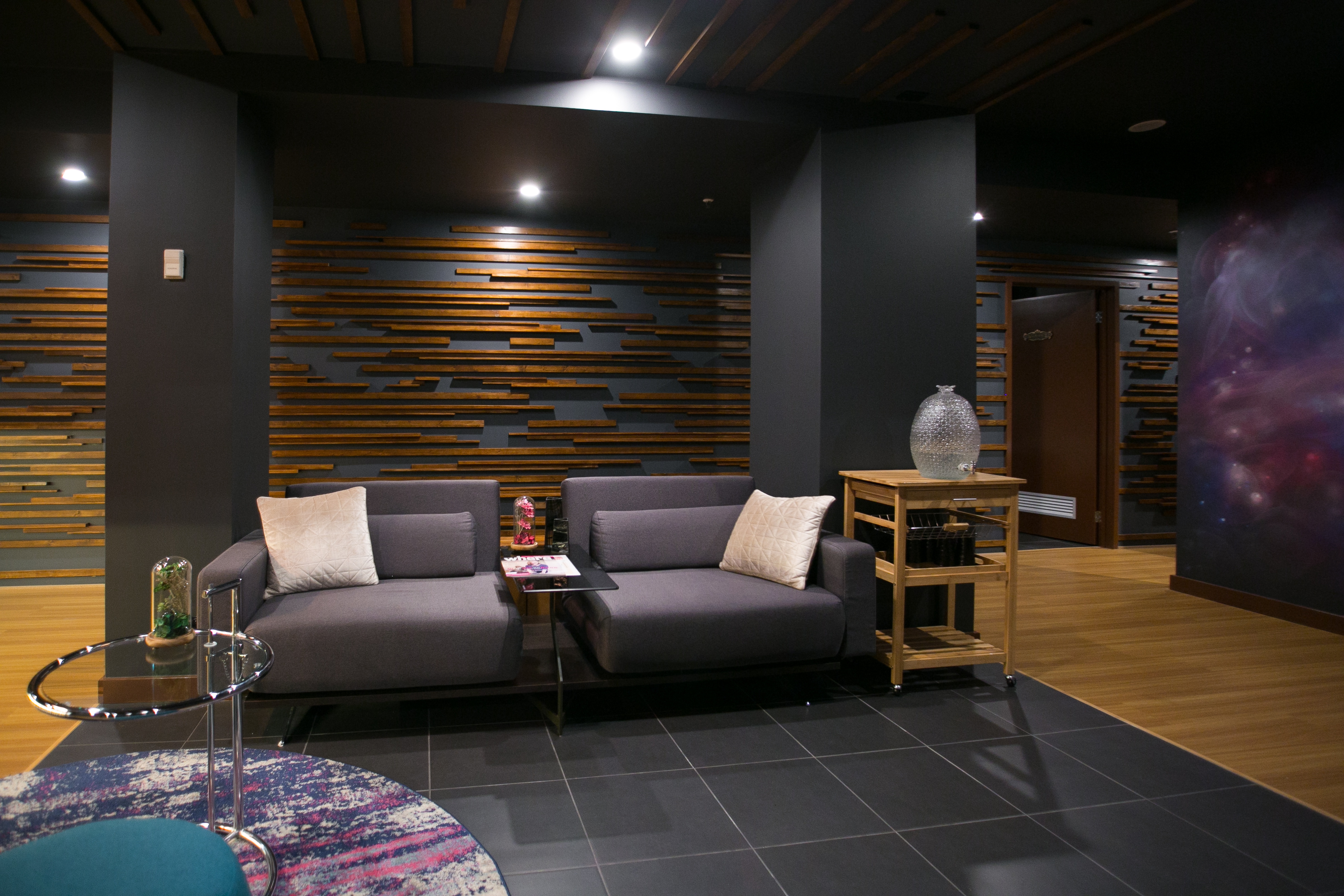 The V Hotel Spa image 2