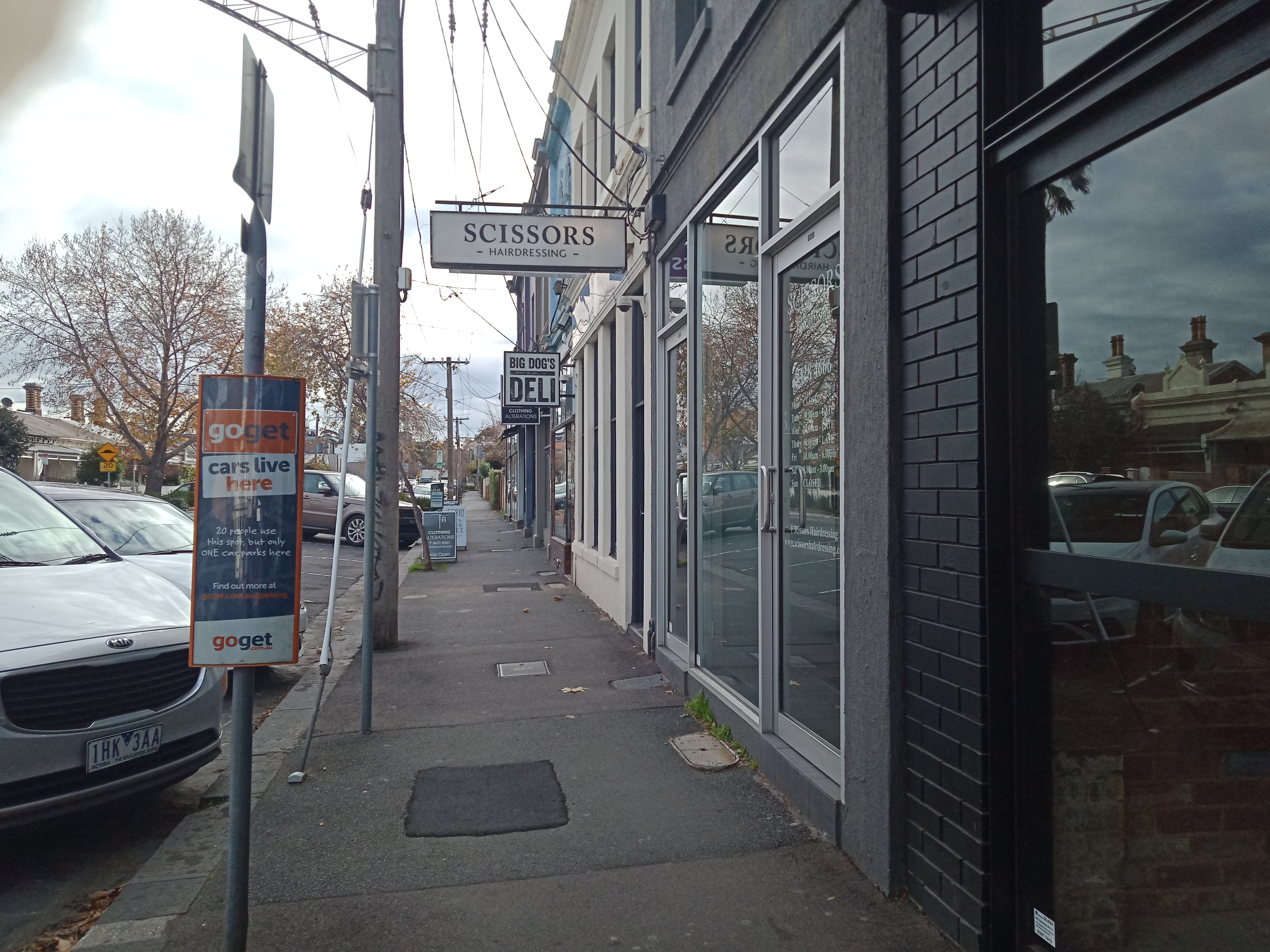 Scissors Hairdressing image 2