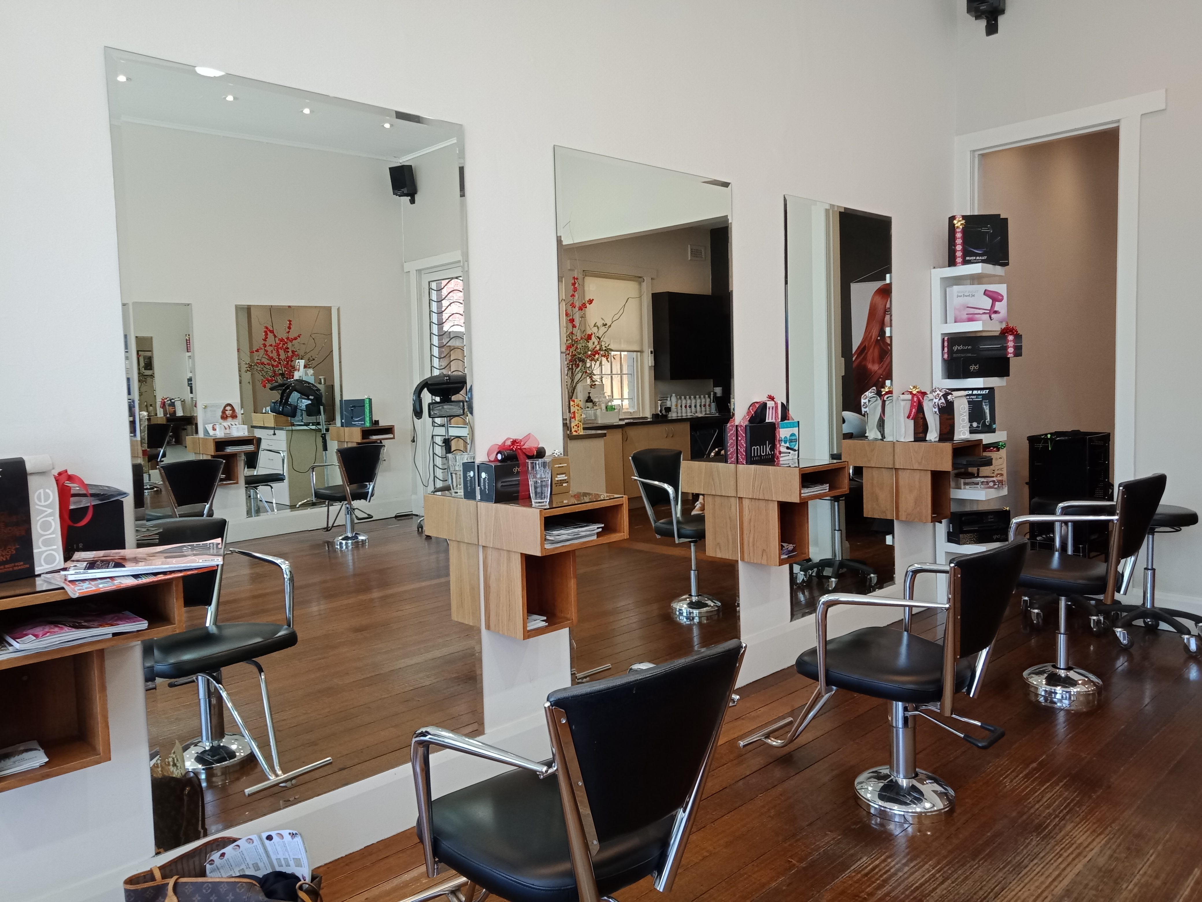 Salon Mio - Hair & Beauty Salon image 3