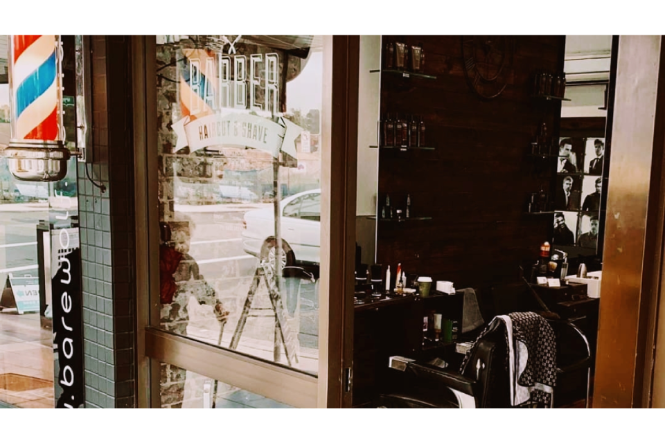 Bash Men's Hairdressing image 7