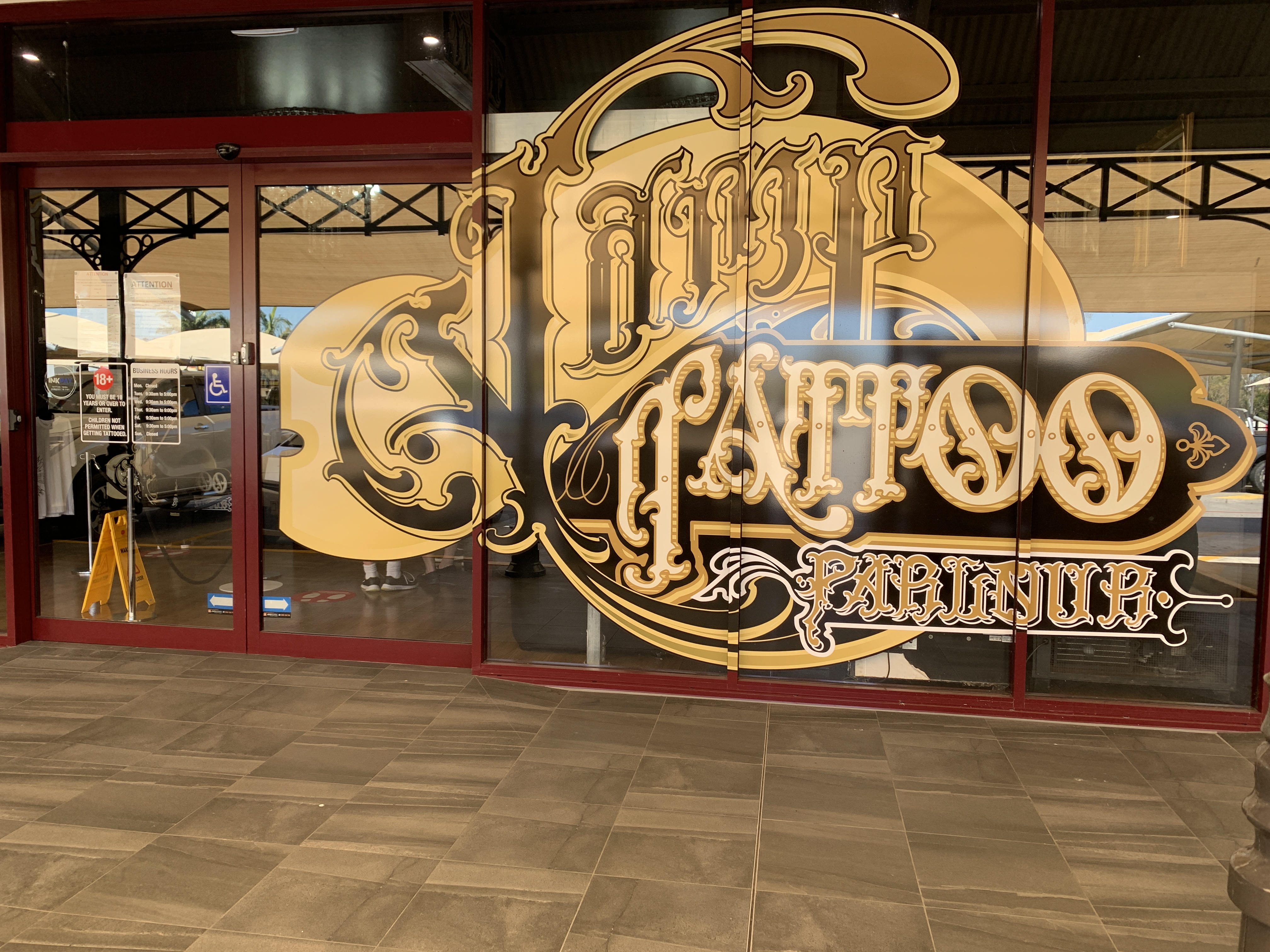 Vamp Tattoo Parlour image 5