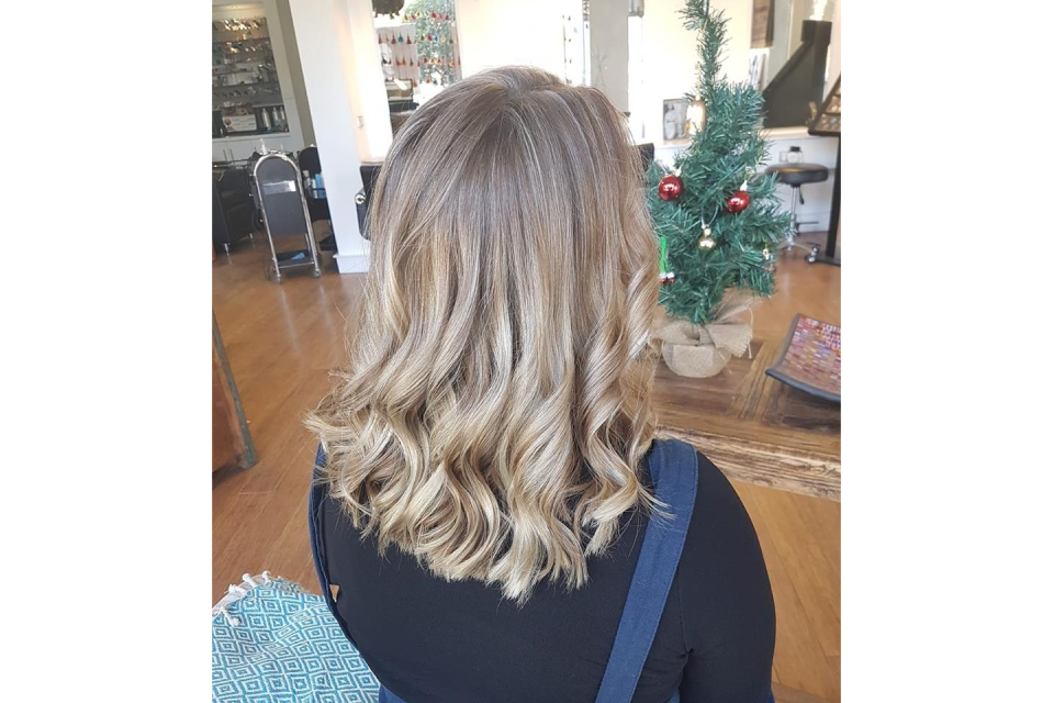 Della Beauty image 3