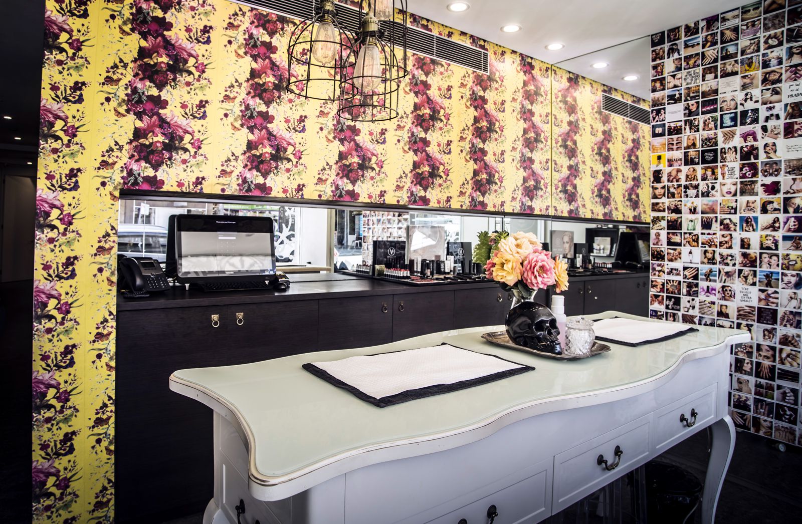 The Parlour Room image 2