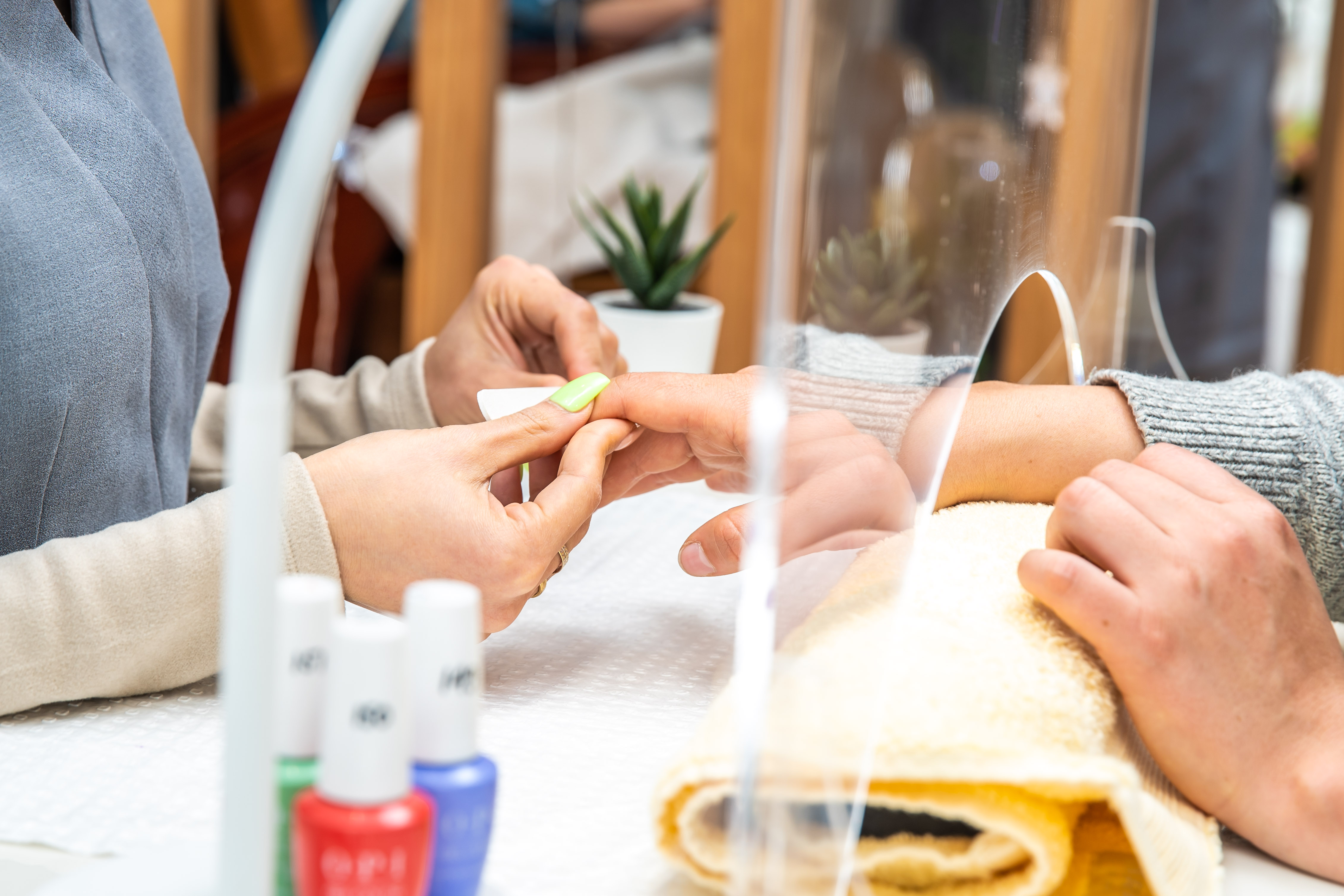 Platinum Nails image 10