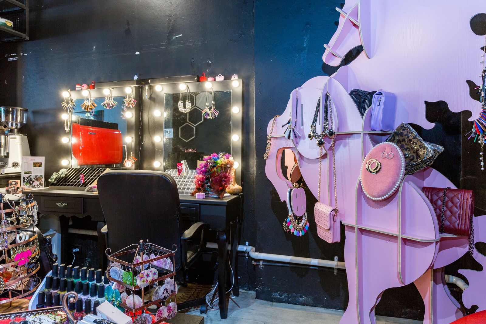 Mimi Nail - Newtown image 6