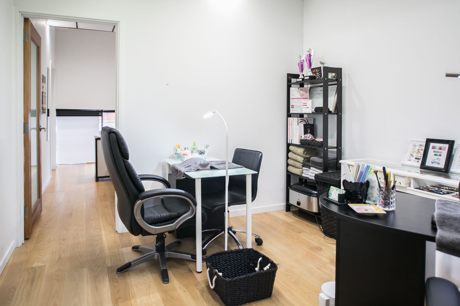 Nature Country Nails & Lashes image 2