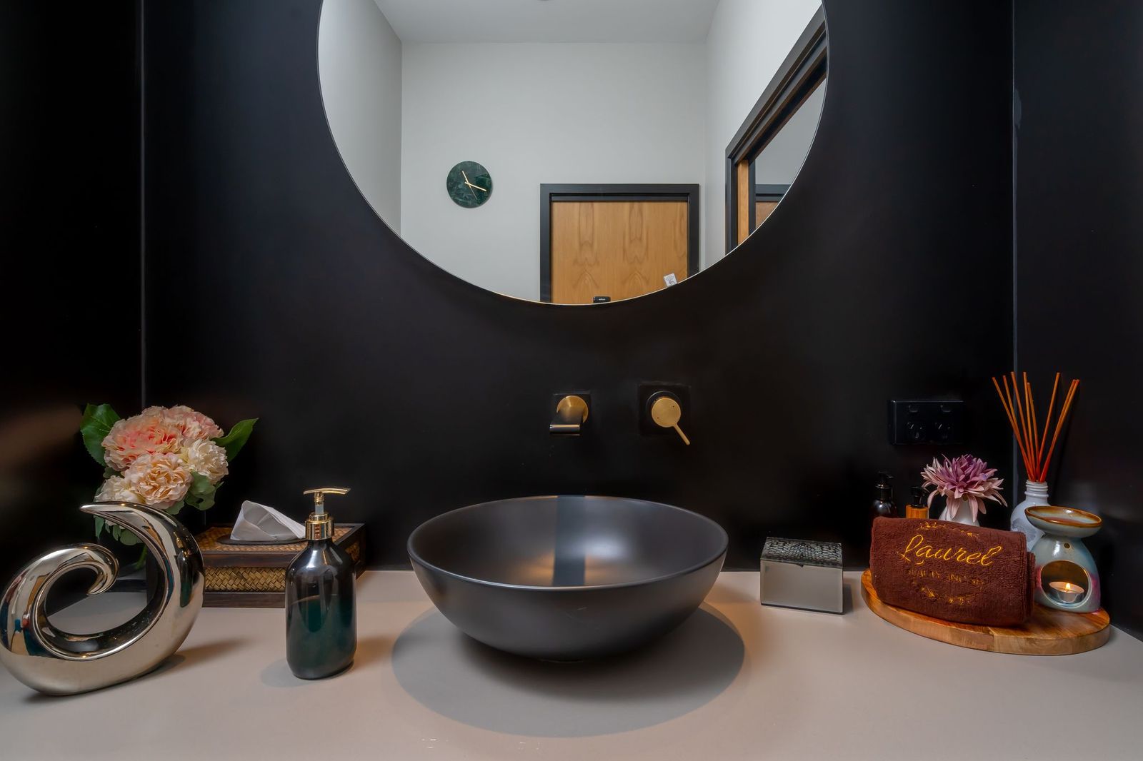 Laurel Beauty And Spa - Cheltenham image 8