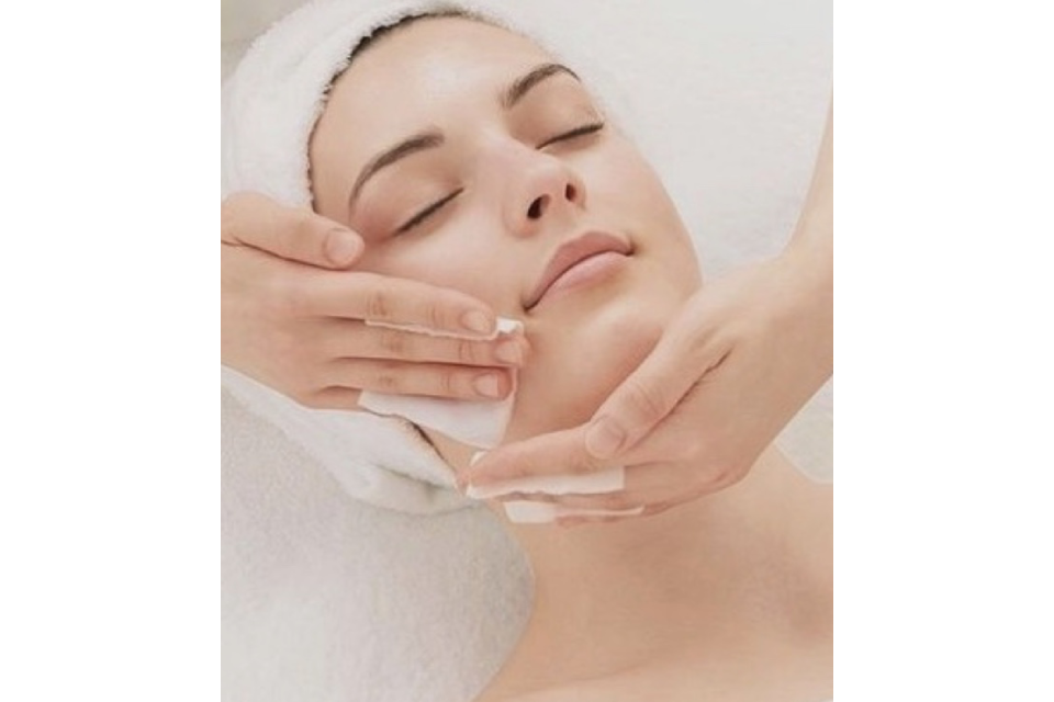 Yana Kamensky Beauté image 3