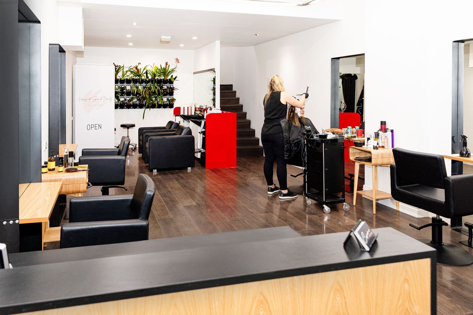Cosimo Hair Studio image 2