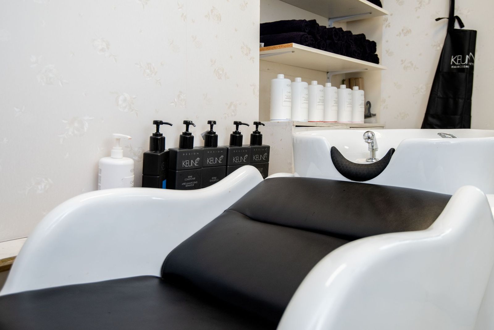 Araya Hair & Beauty image 5