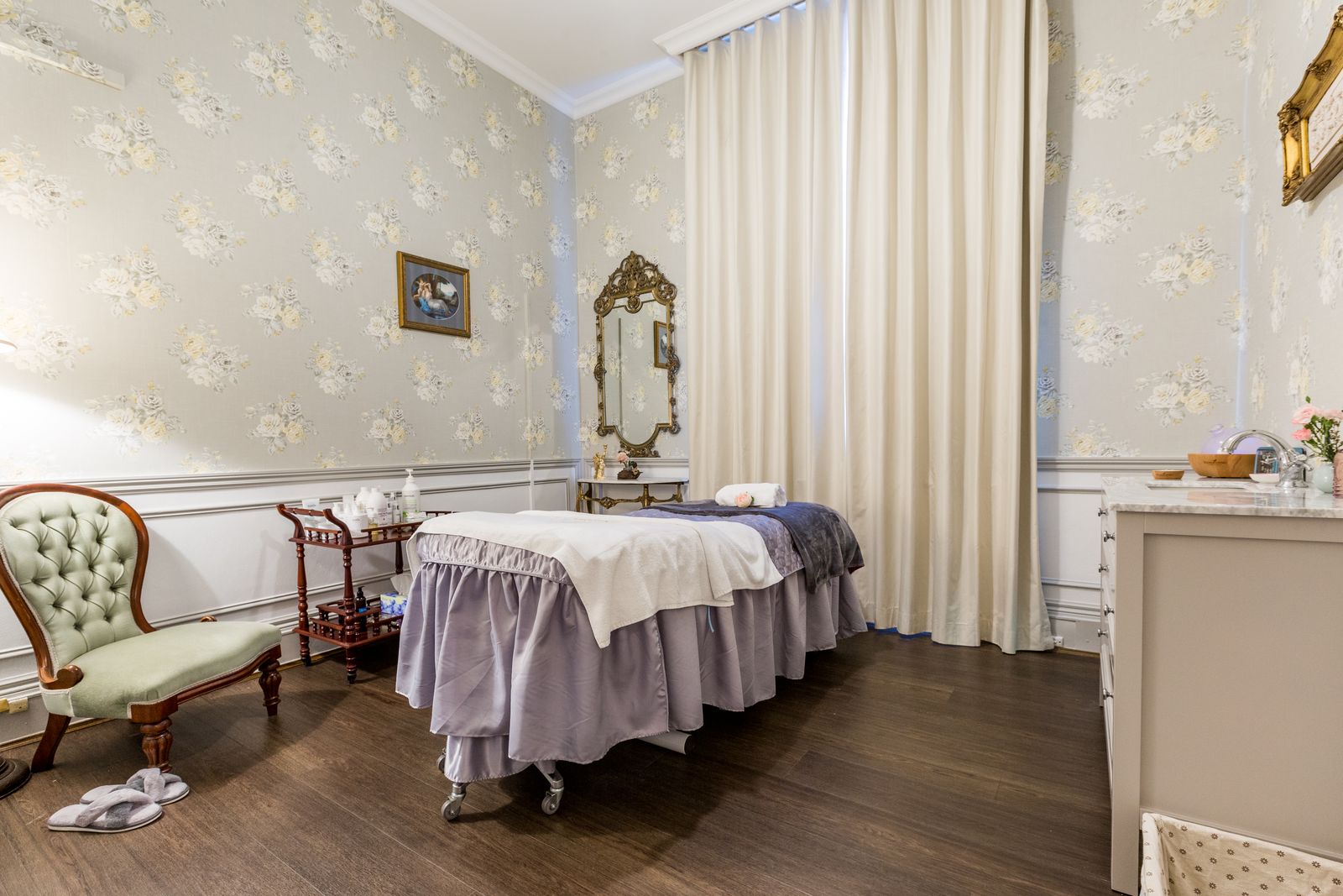 Serendipity Miss Beauty - Sir Stamford Hotel image 7