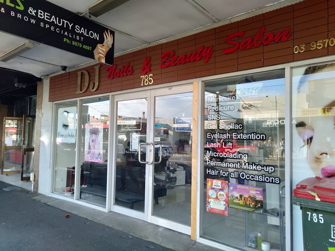 DJ Nails & Beauty Salon