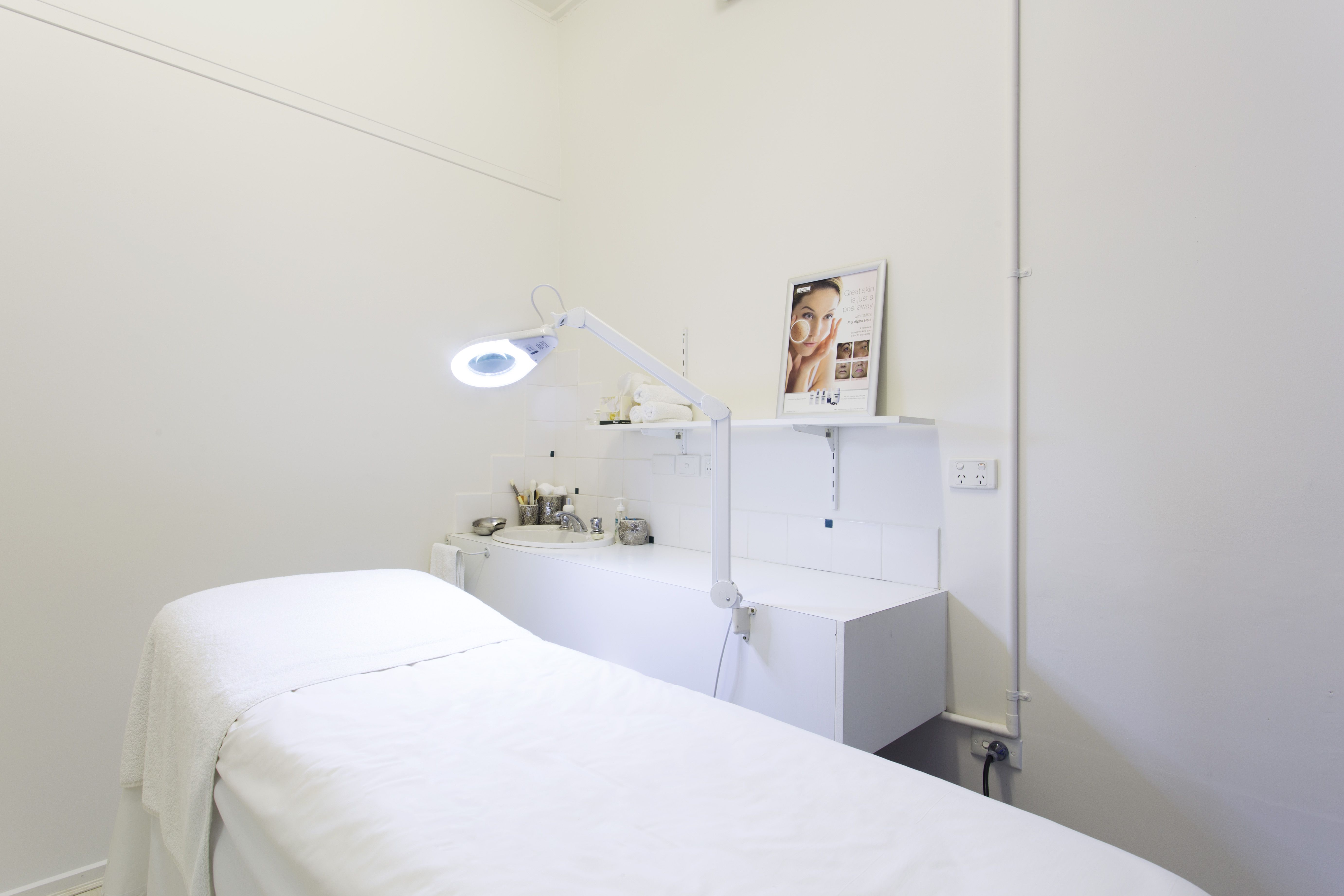 Reverse Skin Clinic image 3