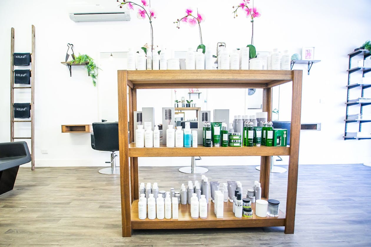 Wild Hare Salon image 5