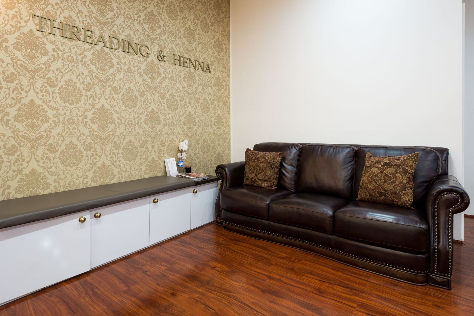 Elegant Eyebrows - Erina image 3