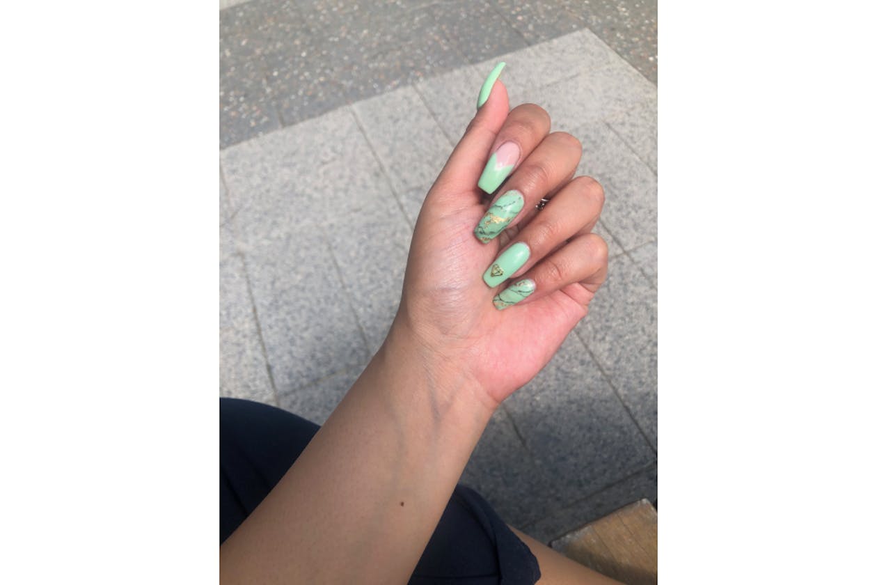Larose Nails & Beauty image 11