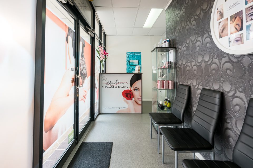 Revolution Massage Beauty & Lashes image 24