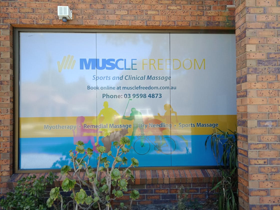 Muscle Freedom Black Rock Massage Bookwell