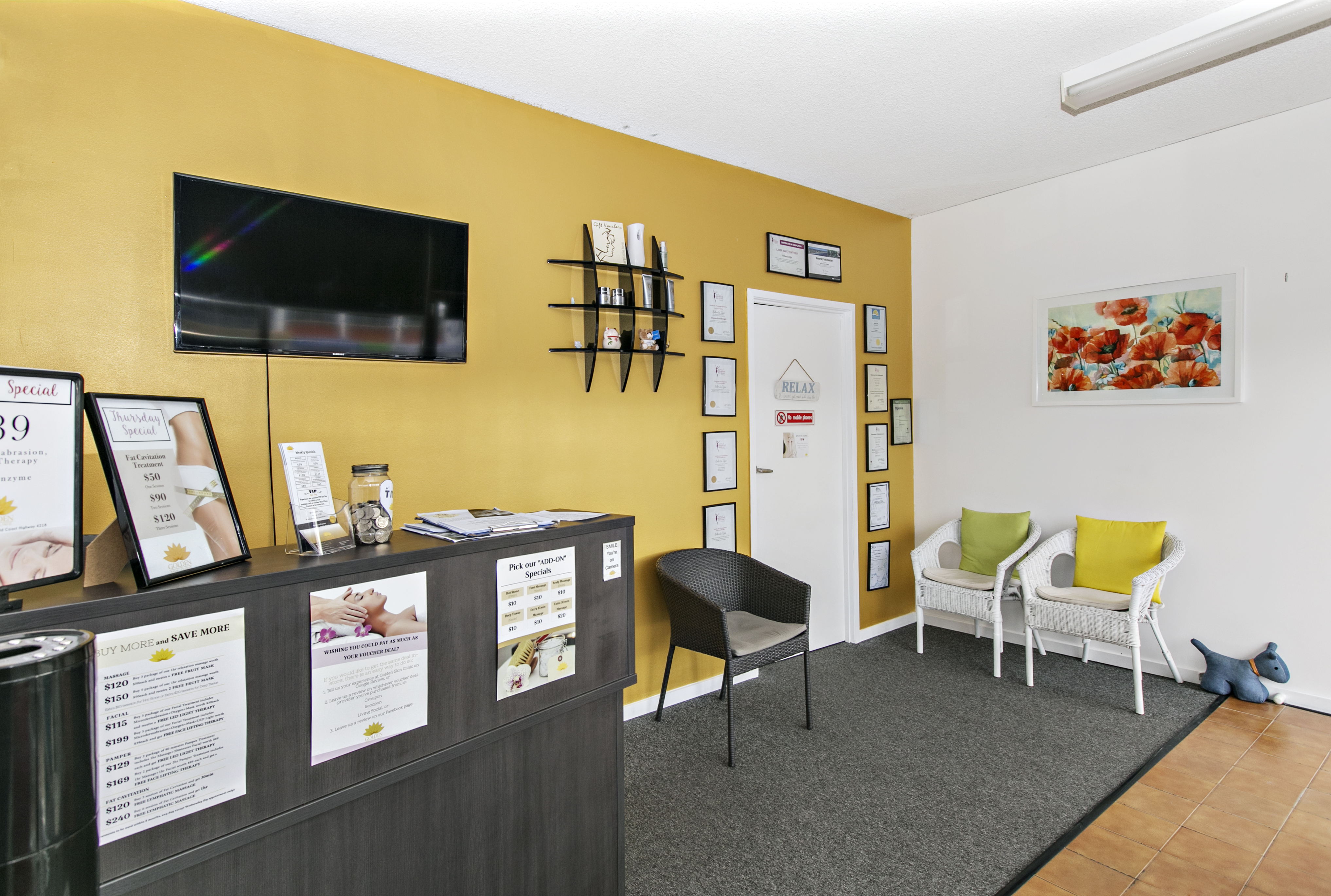 Glow Skin Treatment image 3