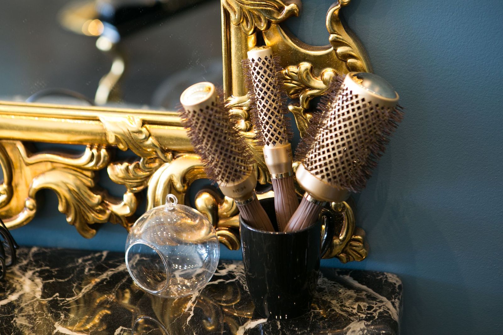 Frann and Sara Hair & Beauty image 9