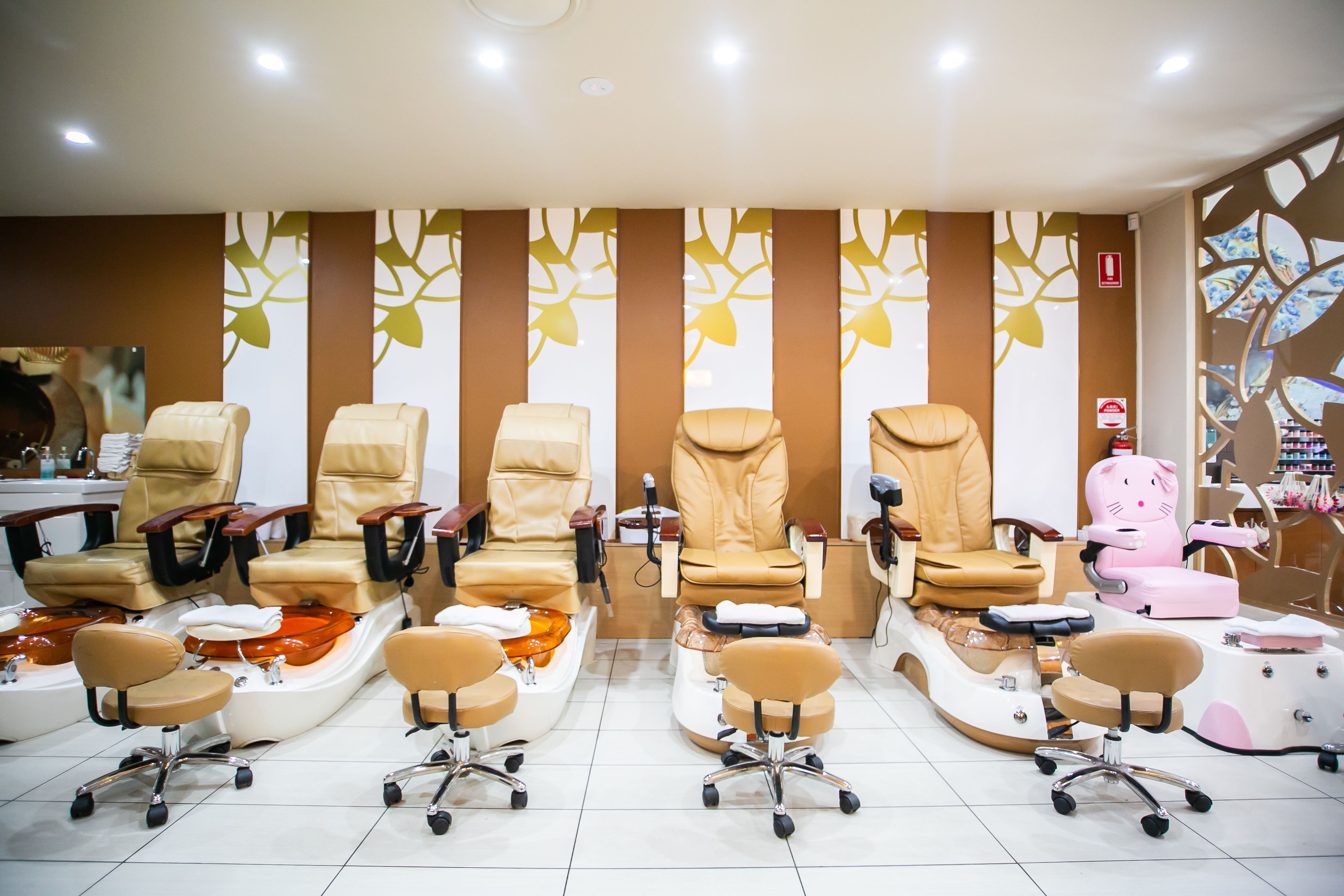 Golden Nails Care - South Yarra image 3