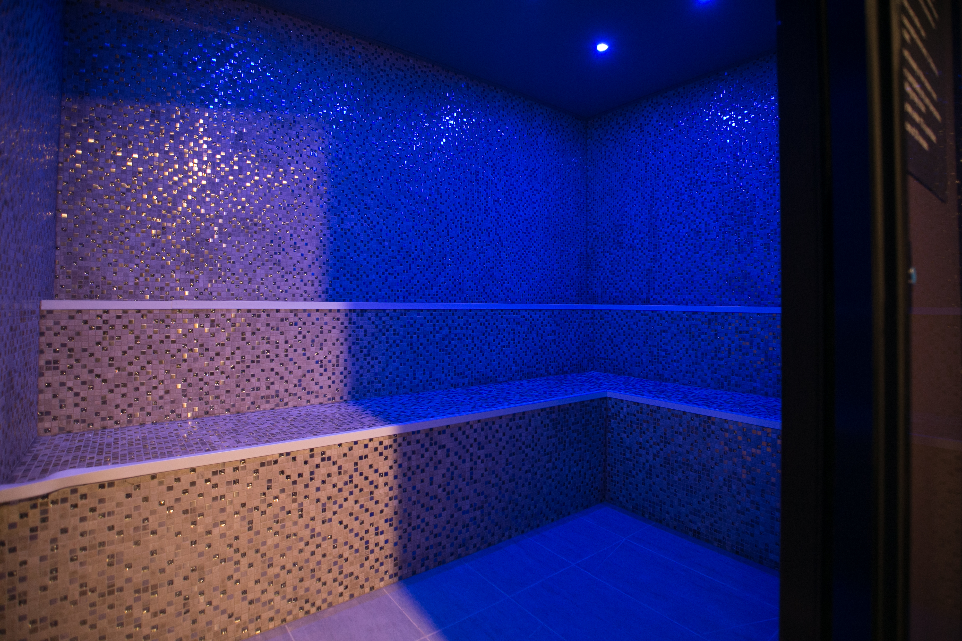 The V Hotel Spa image 9