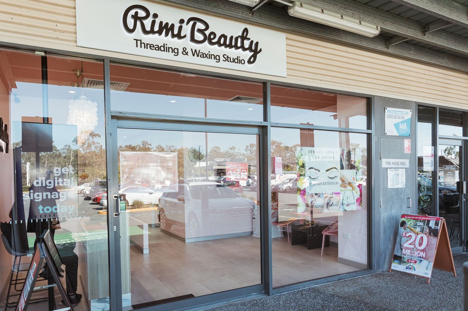 Rimi Beauty Threading and Waxing Studio image 19
