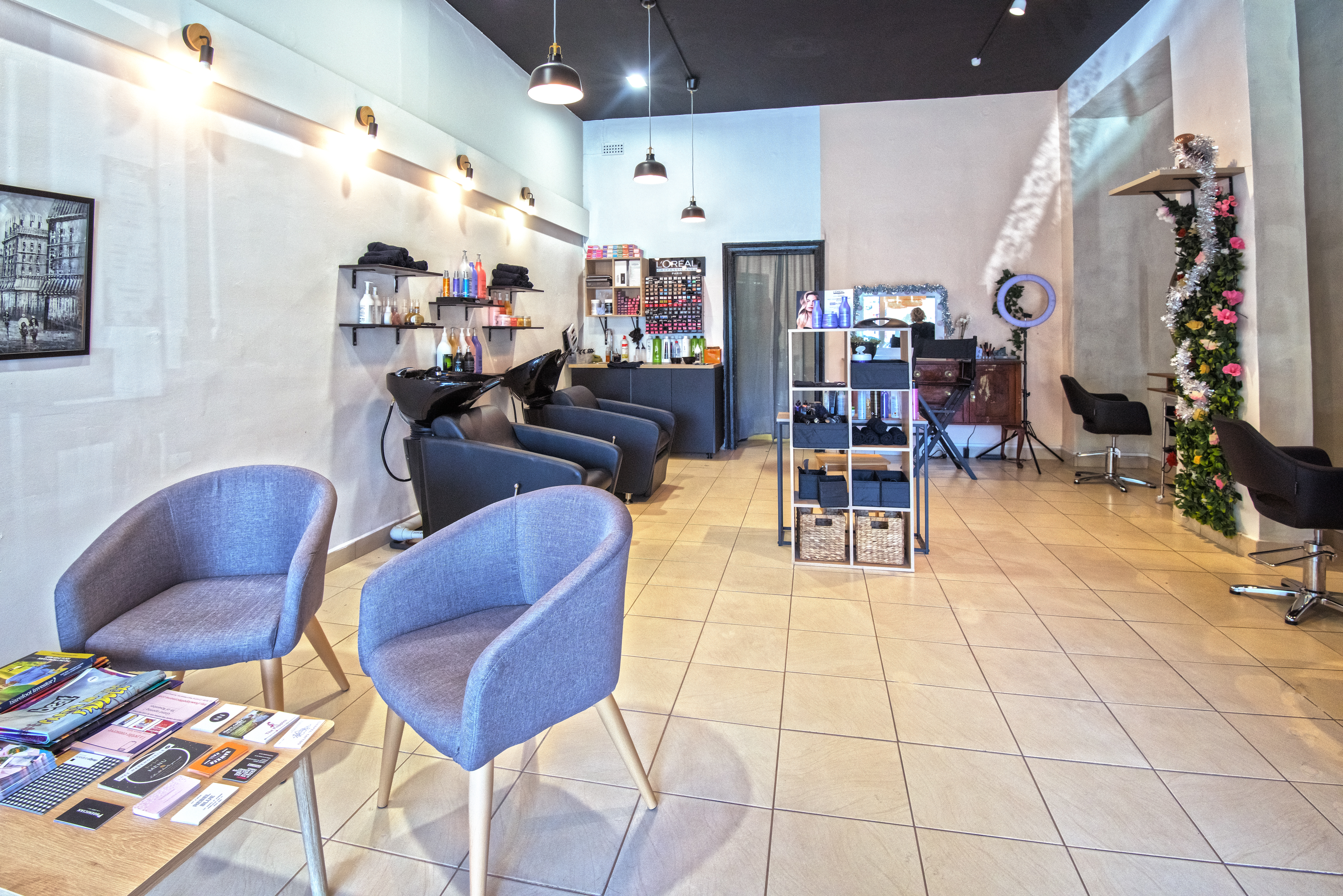 Alexa Delsa Le Petit Salon and Make up image 10