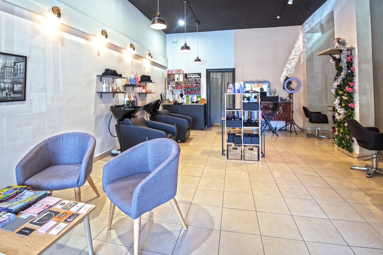 Alexa Delsa Le Petit Salon and Make up image 10