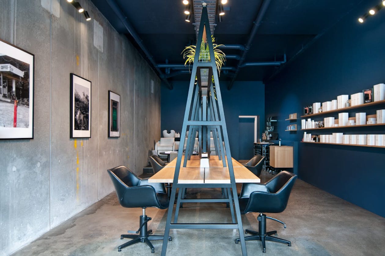 Major Chase Salon image 9