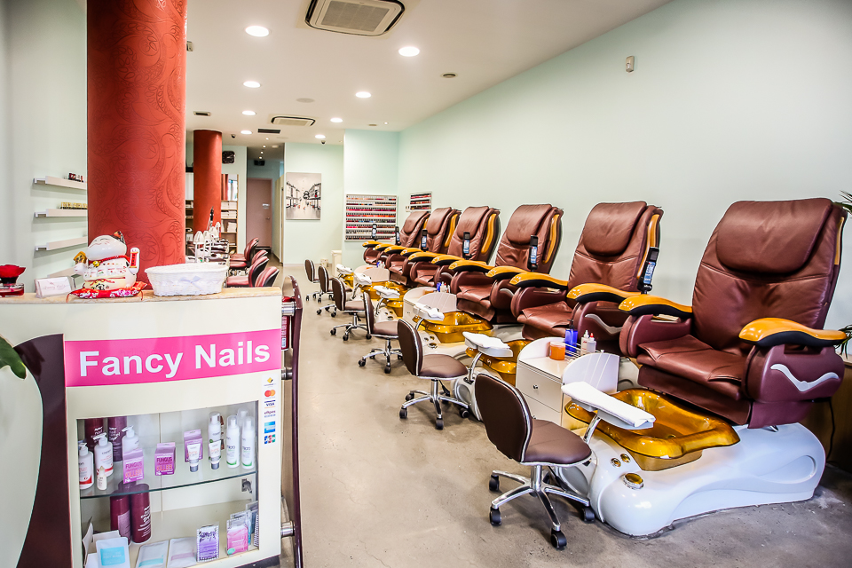 Fancy Nails Salon - Richmond | Nails | Book Online | Bookwell