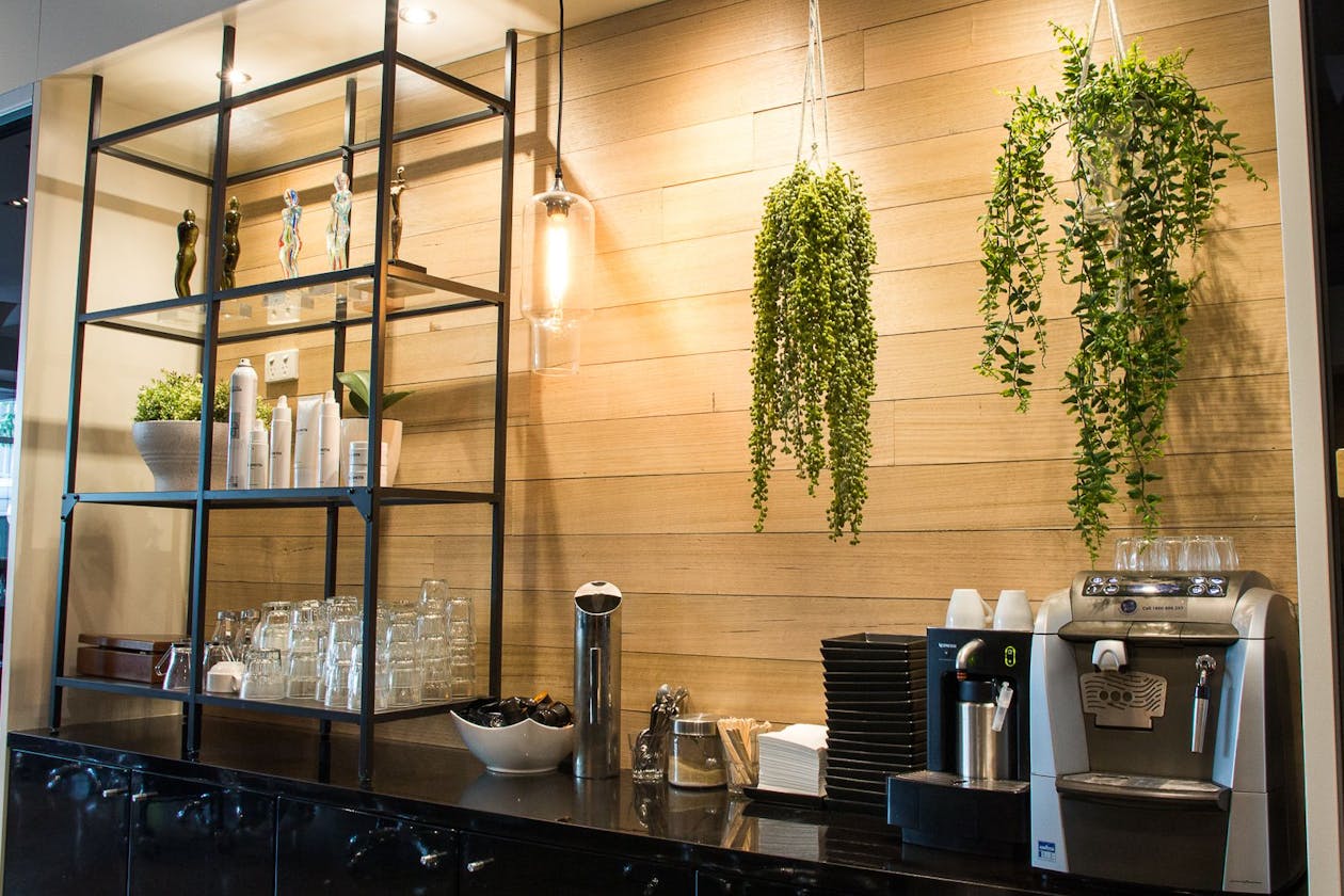 Raw Element Hair & Beauty image 4