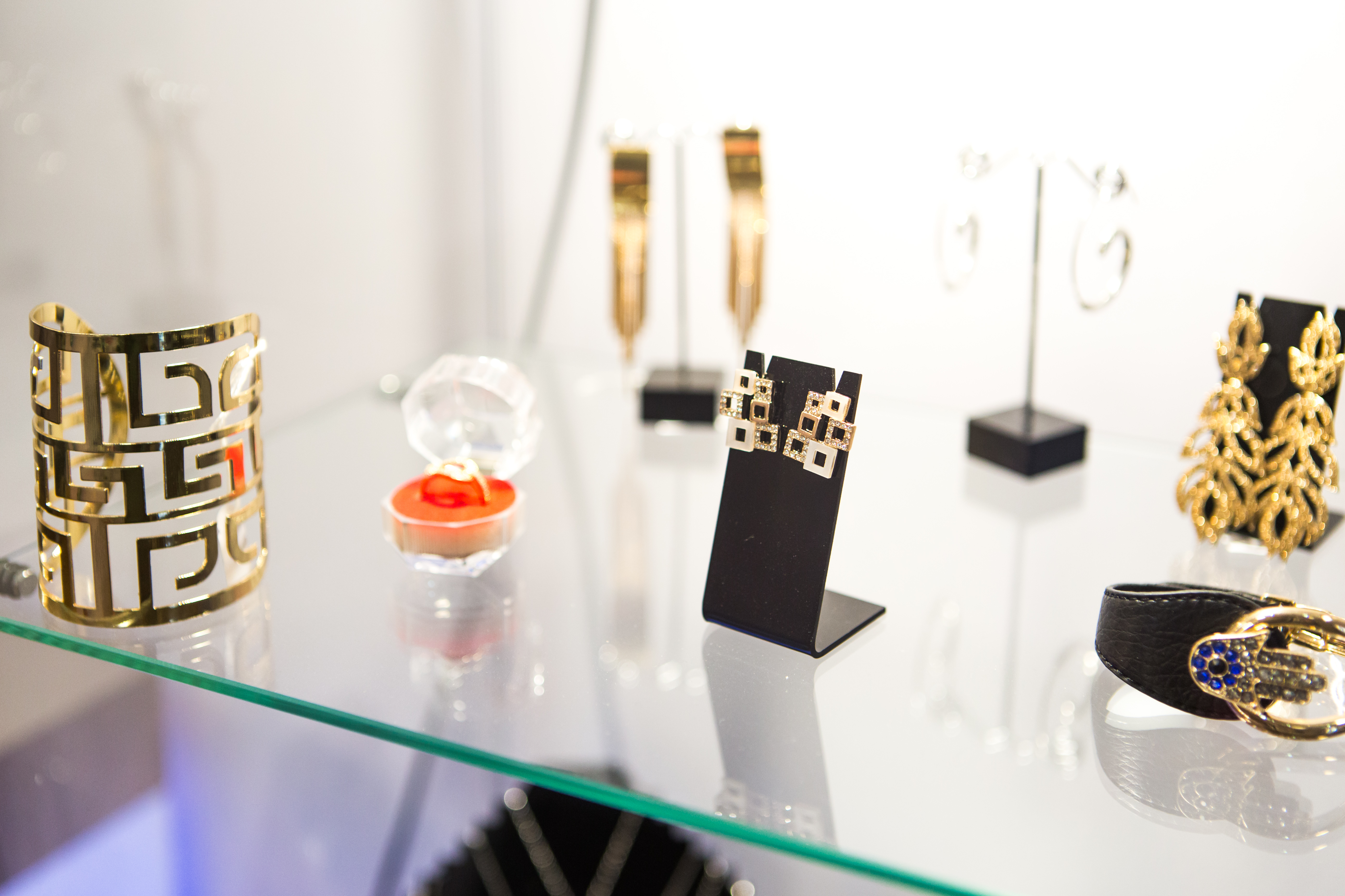 Hair and Beauty Touch image 17