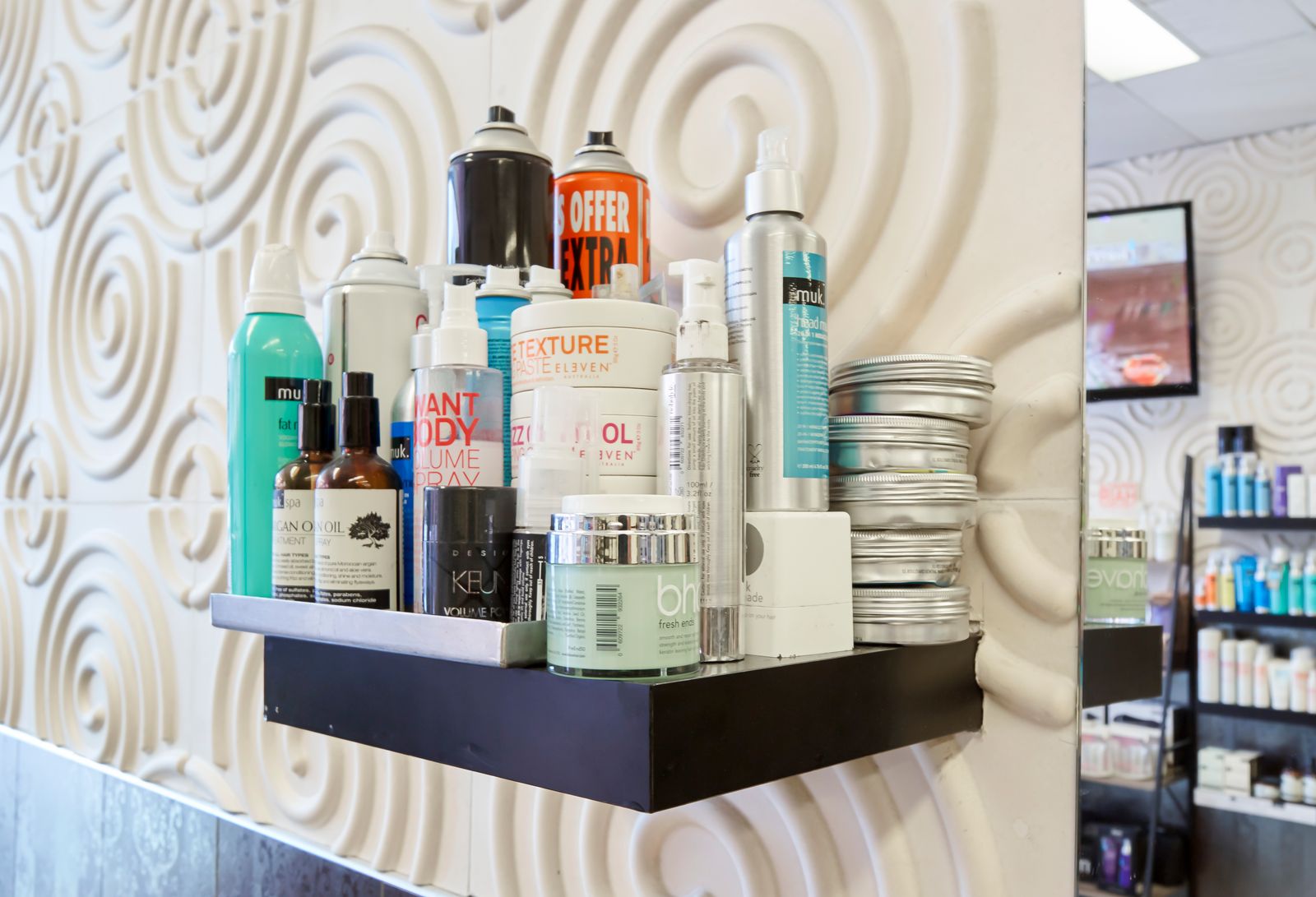 La Chrome Hair image 8