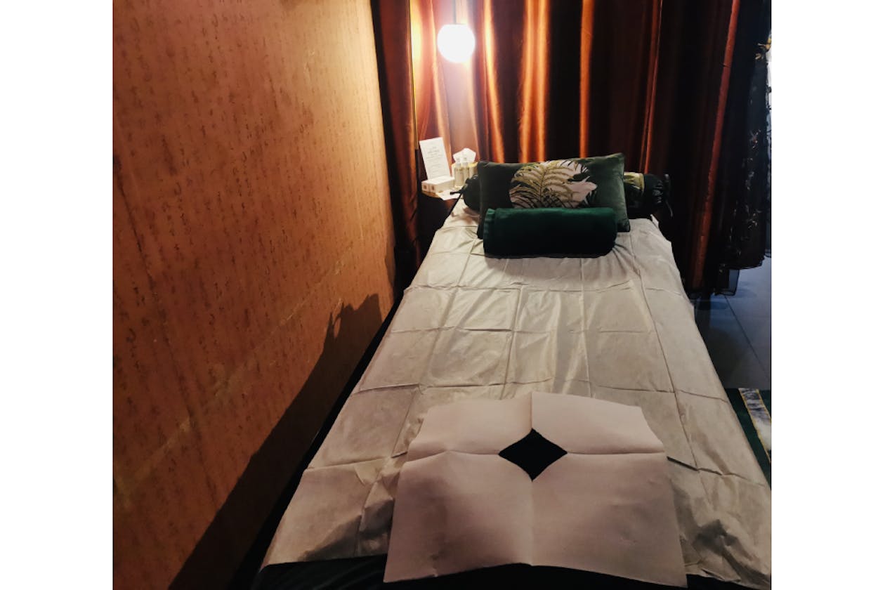 Green Palm Massage - Glen Waverley image 1