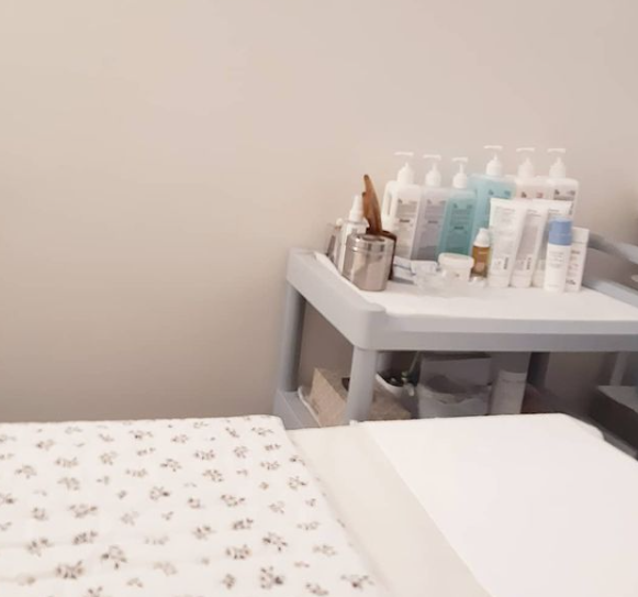 The Queen Total Beauty image 13