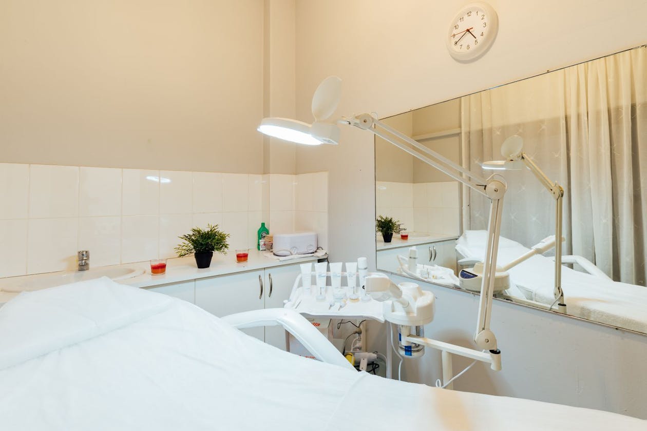 Glam Hair and Beauty Station image 5