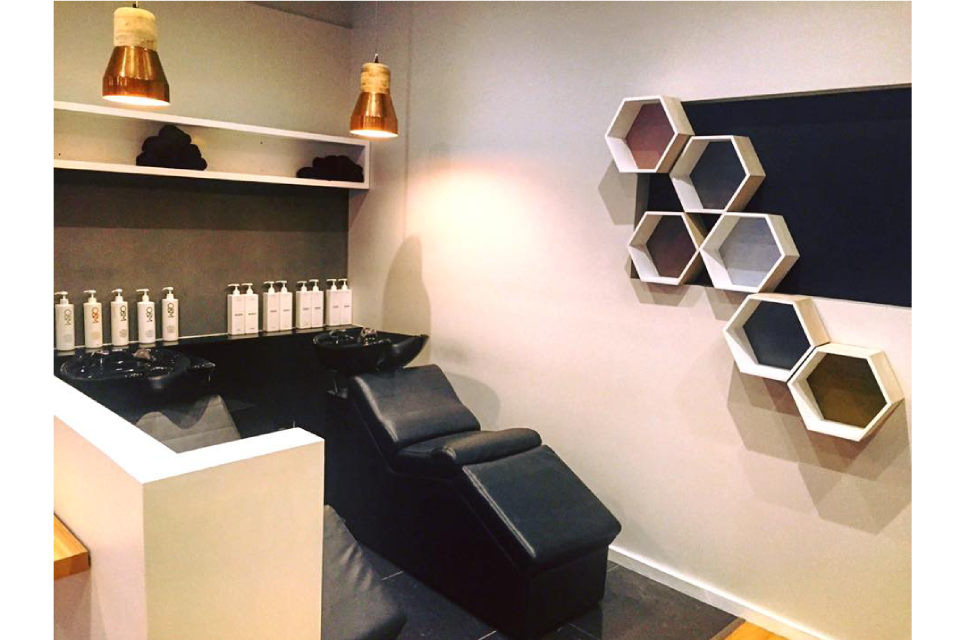 Republika Salon - Bentleigh East image 3