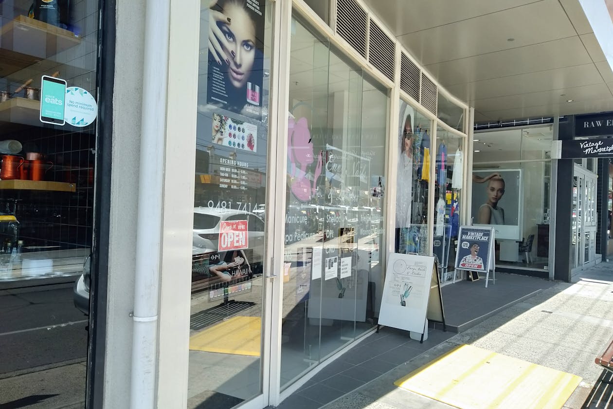 Envy Nails & Lashes image 3