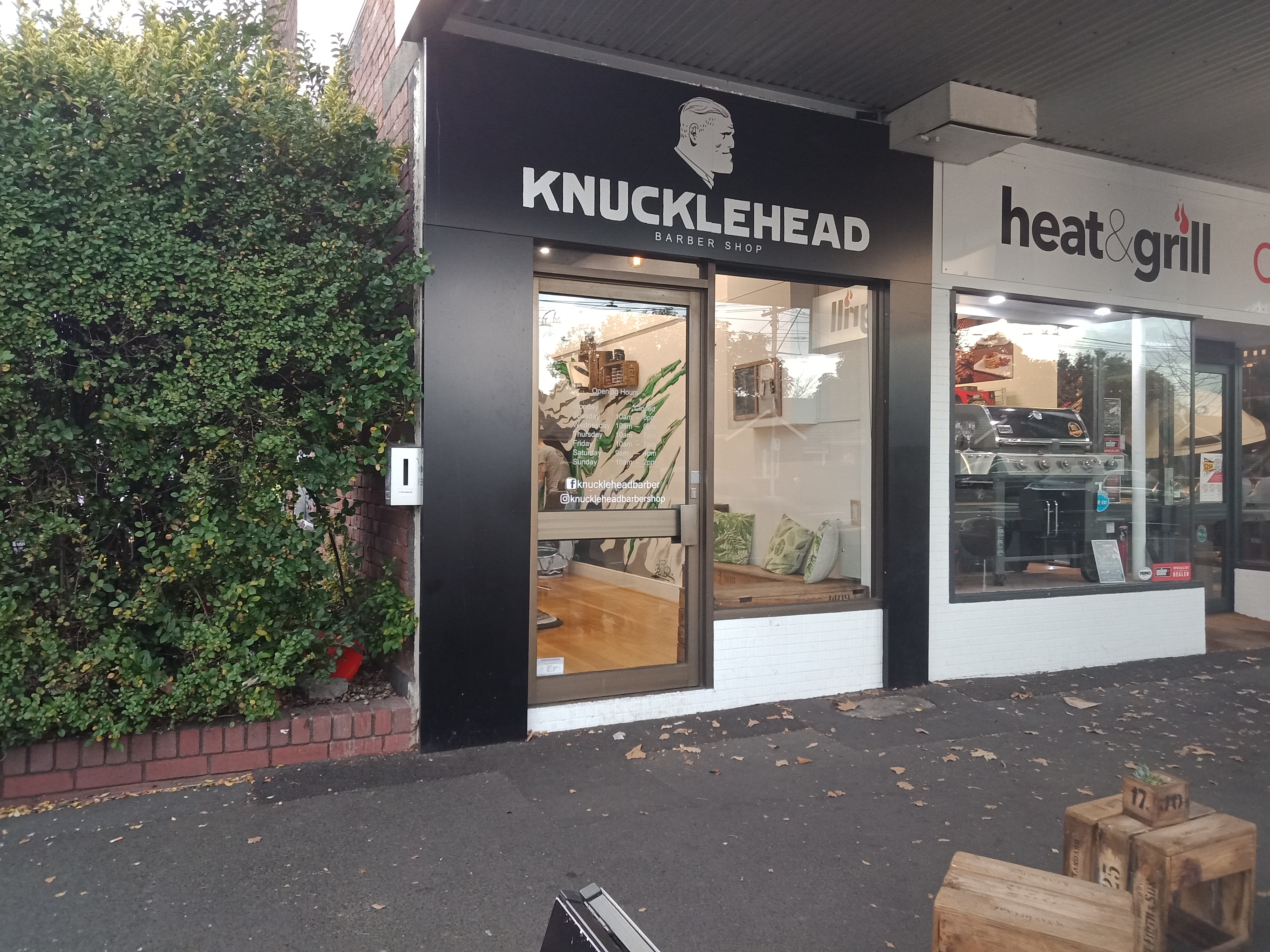 Knucklehead Barbershop image 2