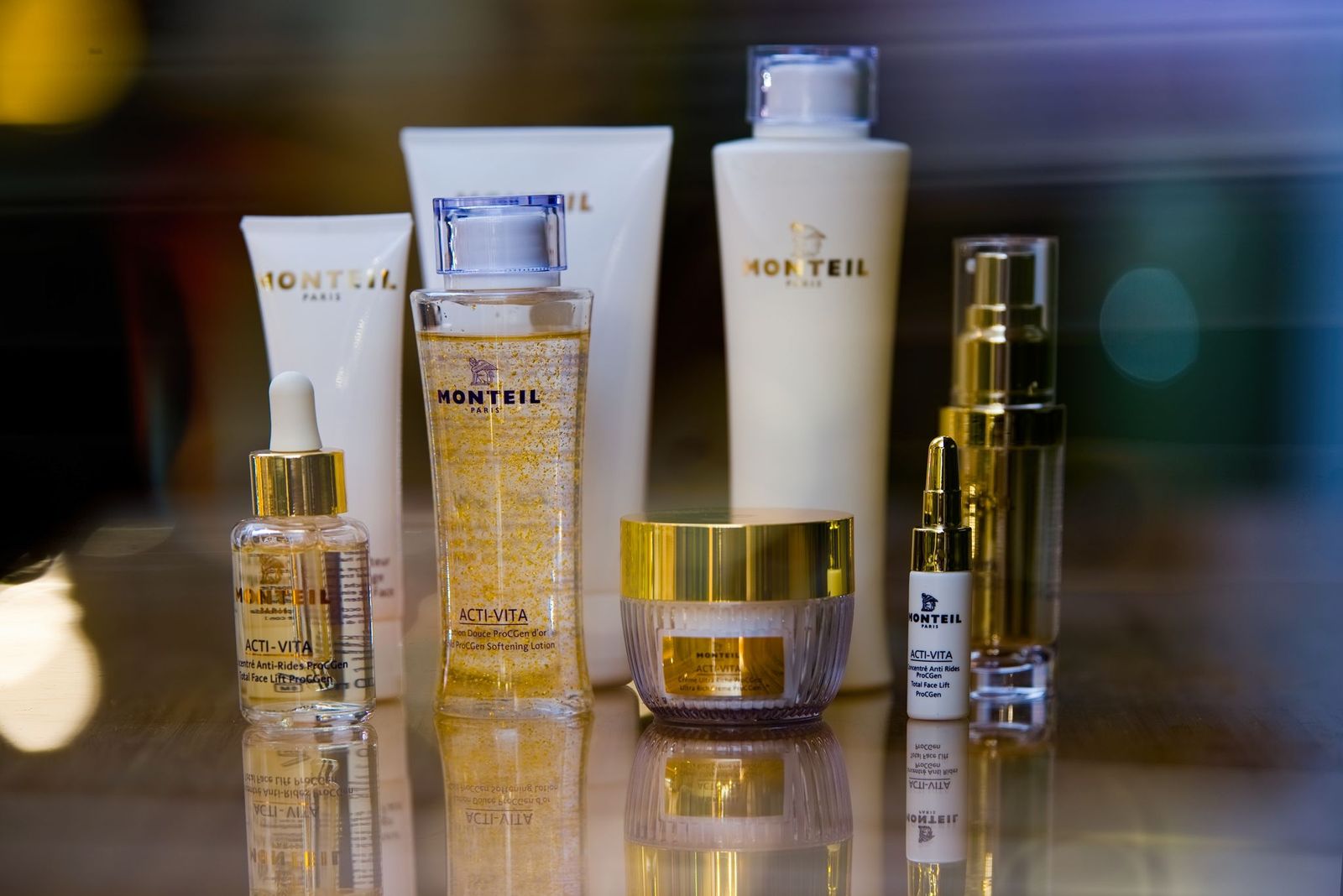 Accent Nail Bar image 18