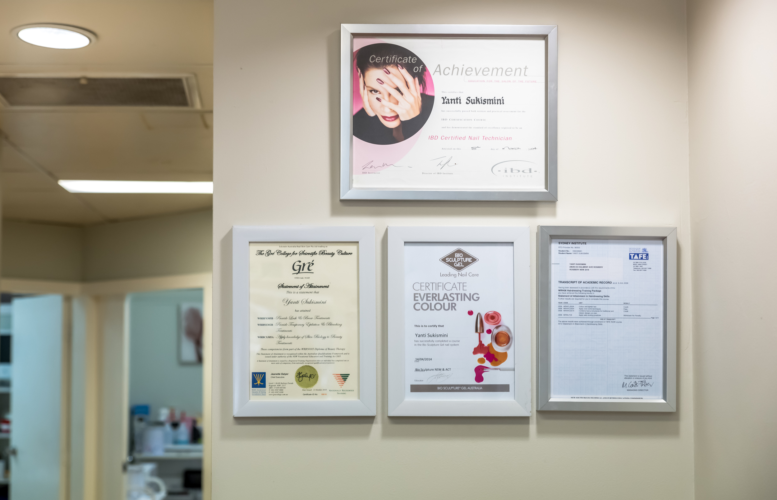 Yantis Hair and Nails image 13